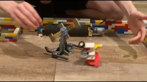 Lego Battlebots Challengers: Deep Six vs Ripperoni