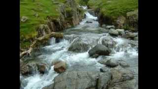 Видео обои водопад смотреть(Самые красивые водопады мира фото слайд-шоу., 2014-09-05T04:01:45.000Z)