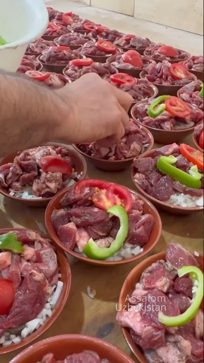 Kosa somsa Uzbek street food😋 ​⁠full video👉🏻 @assalomuzbekistan