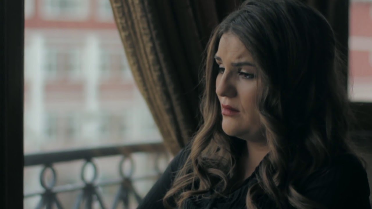 Nilüfer Sarıtaş - Sabah Olsun | Sabah Olsun | © Arda Müzik 2014