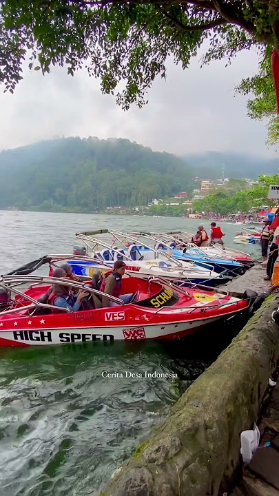 TELAGA SARANGAN YANG SANGAT INDAH - Pemandangan Alam Desa Sarangan, Magetan, Jawa Timur