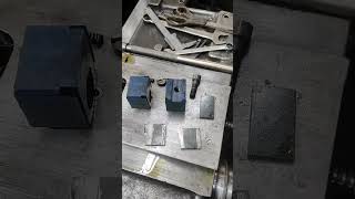 Безлюфтовая самоподжимная гайка для токарного станка