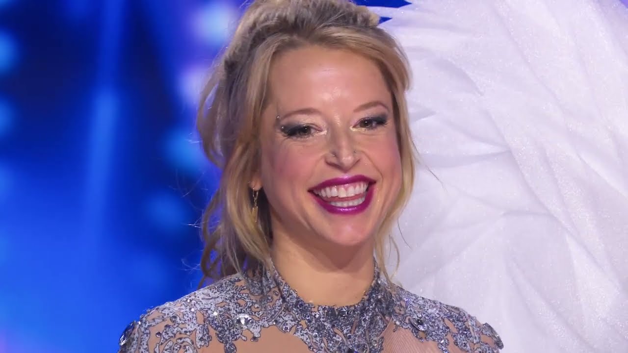 Cette acrobate enceinte de huit mois reçoit un GOLDEN BUZZER | Quel Talent!