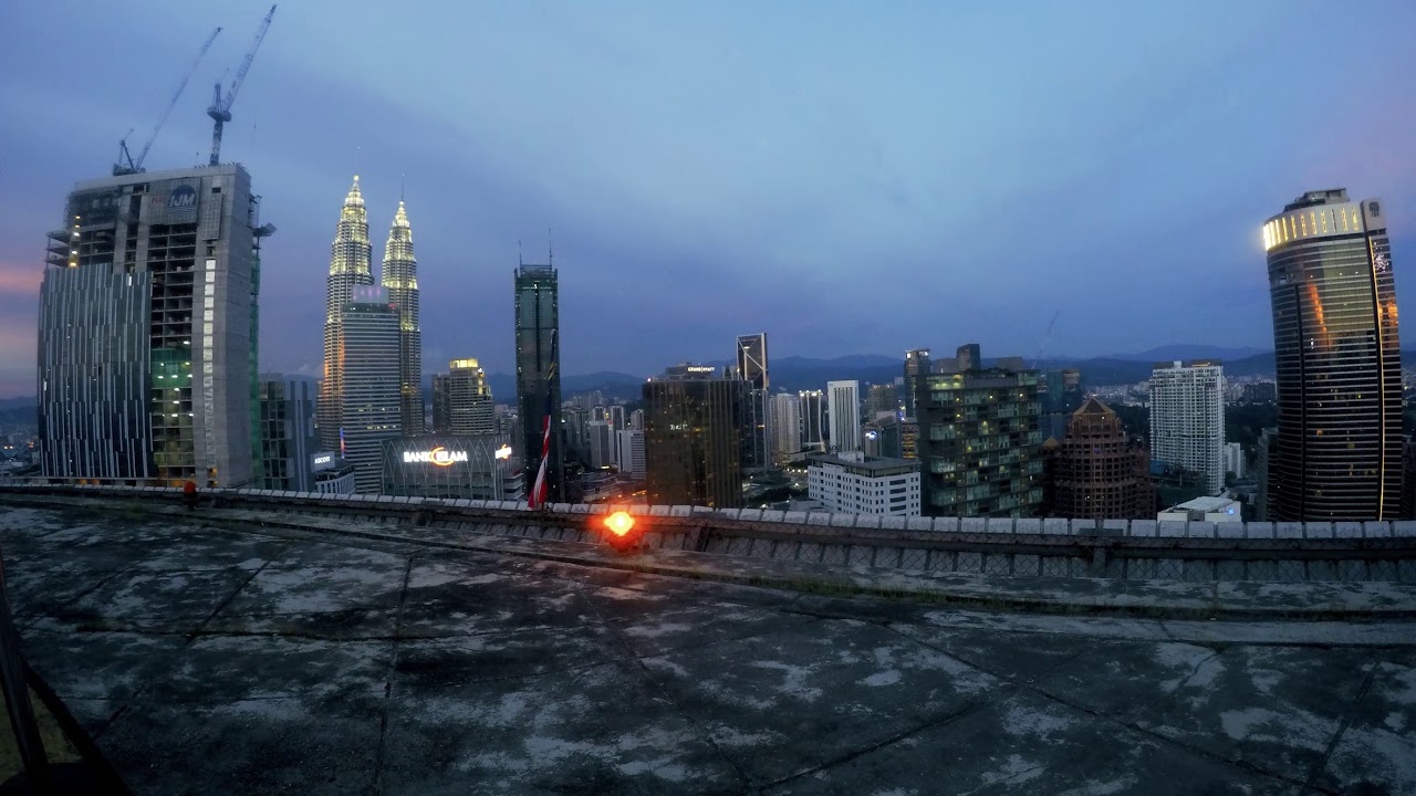 Kuala Lumpur sunset from Heli Lounge Bar (timelapse)