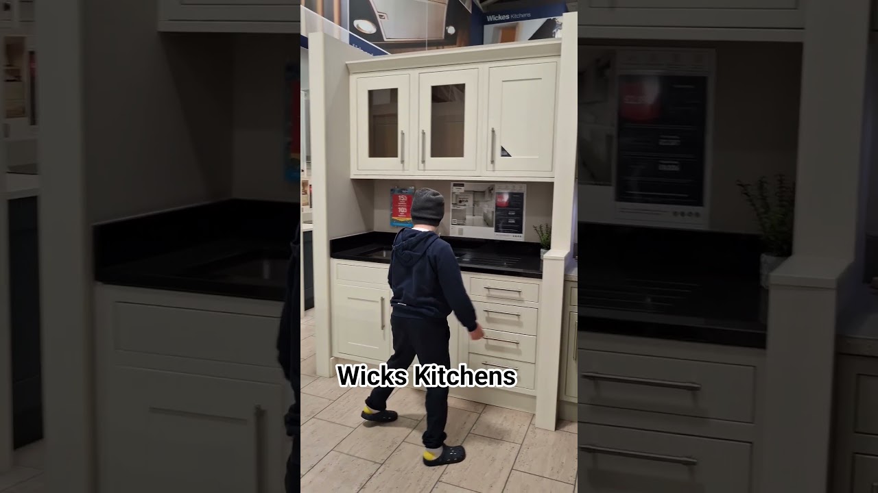 how good these kitchens? Could I cook here? 