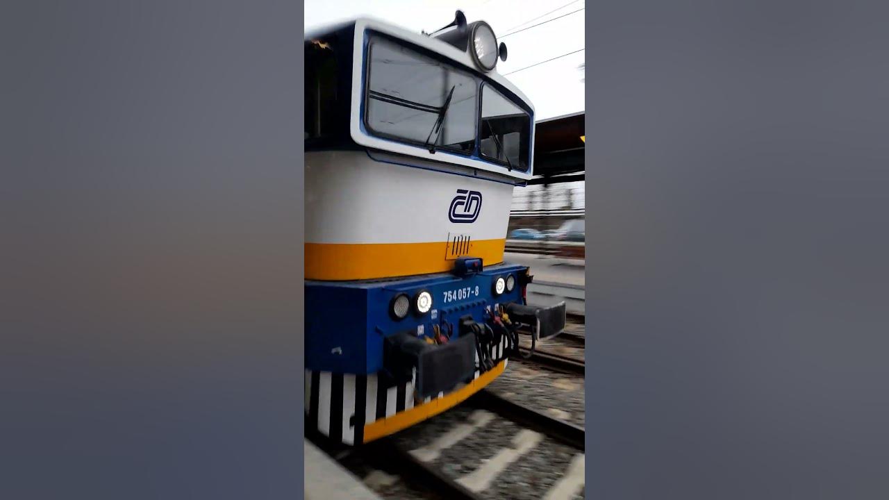 Class 754.057 departing from Pilsen main station #train - YouTube