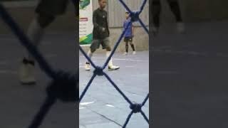 Futsal-An Malam,, Fokus Ke Pemain Yg Memakai Manset Hitammemakai Kaos Putih Okee
