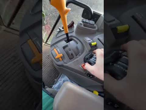 Видео: Как заменить тормоза на тракторе John Deere 5105 (с иллюстрациями)
