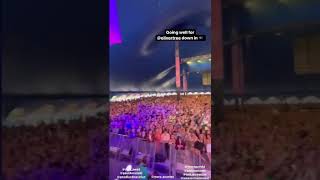 Concert crowd chanting Alien Boy by Oliver Tree #shorts