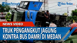 KONDISI TERKINI Truk Pengangkut Jagung Vs Bus Damri yang Terguling di Depan Mal Manhattan
