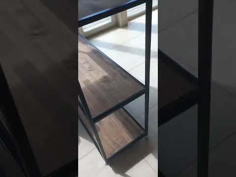 стеллажи в стиле
