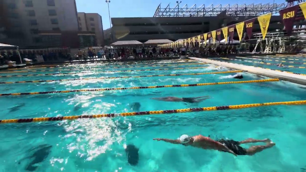 Мужской заплыв на 200 метров вольным стилем, заплыв № 2, соревнования BIG 12 West, 16 января 2026...