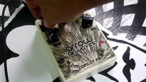 Copilot Fx Arrow Airwaves 2 white noise pedal with expression