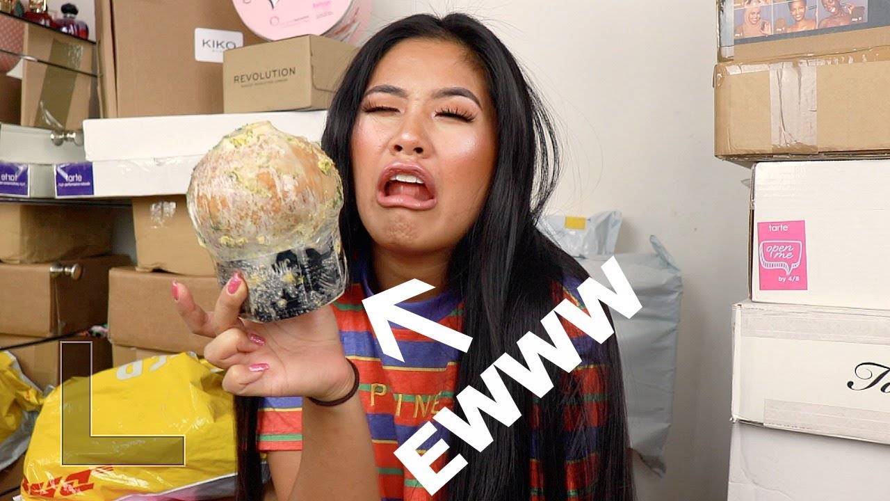 UNBOXING FREE MAKE UP 😆|| Ling.KT