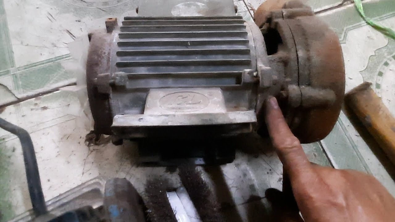 cách chế máy tuốt vỏ mía  siêu sạch TỪ MỘT MÁY BƠM N ƯỚC .máy đánh sạch vỏ MÍA ĐT: 0975951945.