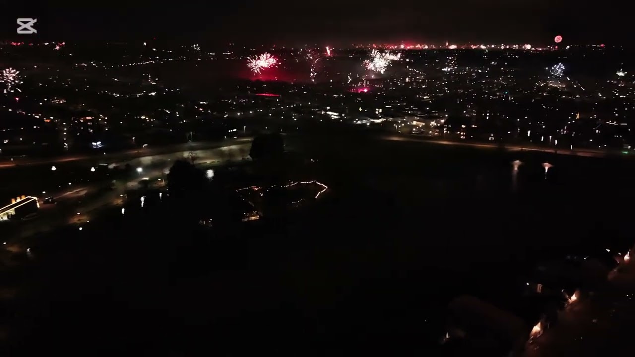 🎆 مفرقعات رأس السنة في هولندا من السماء | تصوير درون DJI Mini 5 Pro