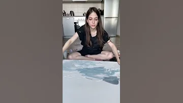 Кому сейчас нужны картины?