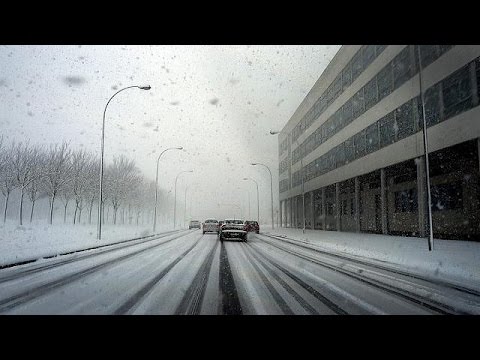 إسبانيا ترتعد برد ا