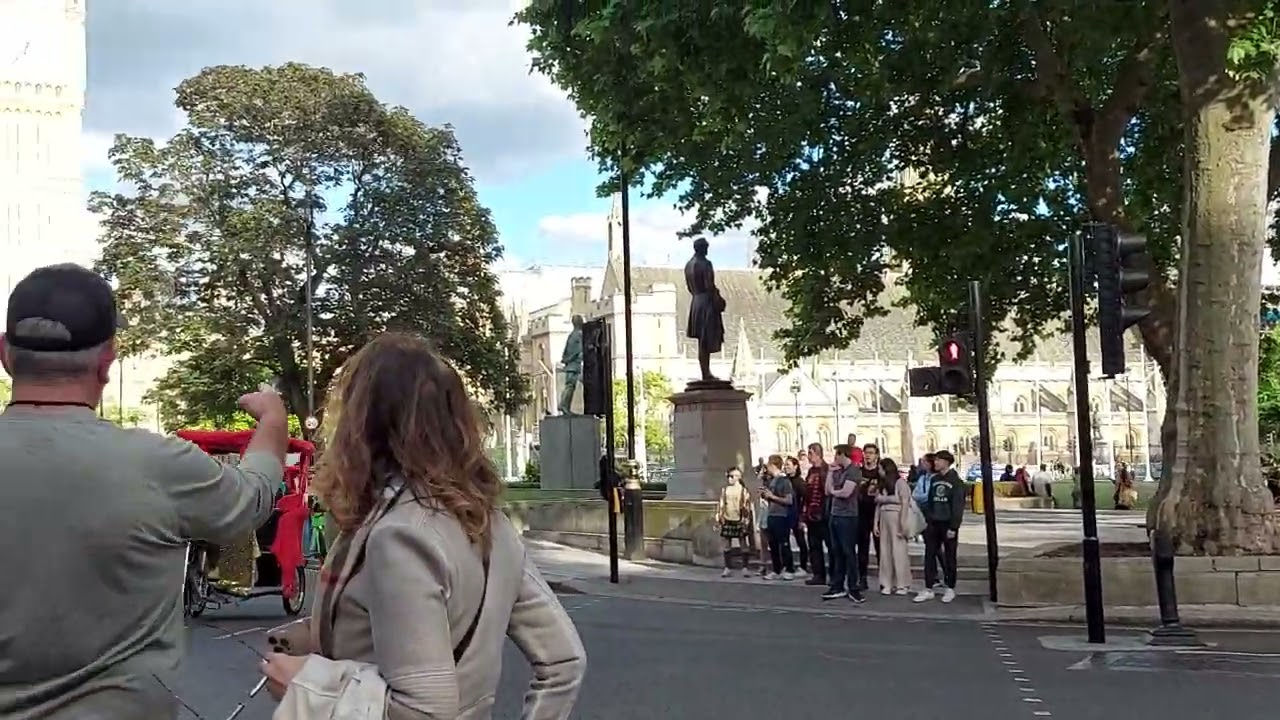 🇬🇧 Uk Parliament Square walking tour .