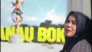 Lain di bibir lain di hati