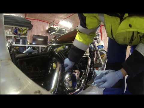 Kawasaki Vulcan 1500 Classic Oil Change