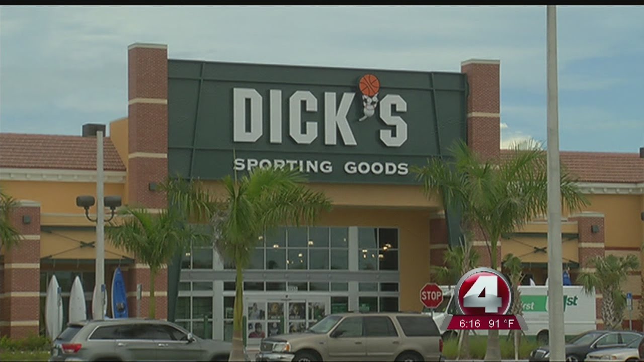 Child hurt by trolling motor at Dick's Sporting Goods in Naples YouTube