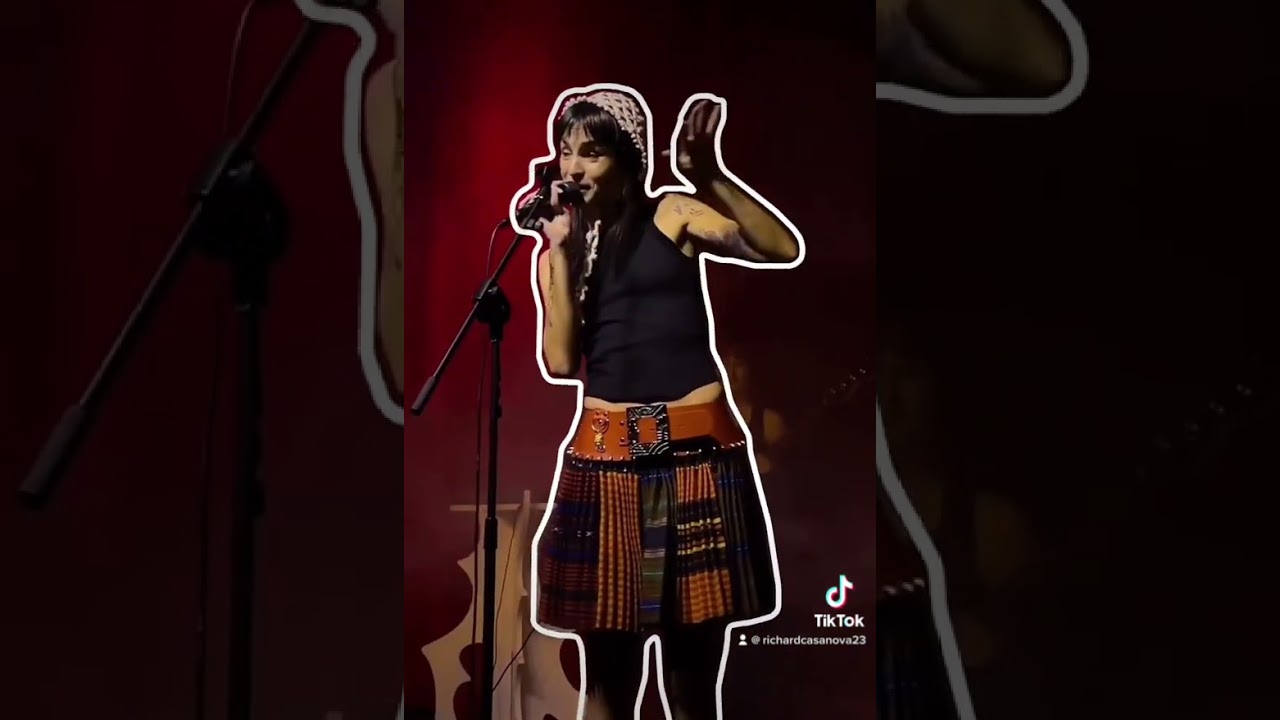 Ver La historia detrás de MUJER de Mira Paula, Natalia Lacunza: Un análisis de su lírica - Mira Paula, Natalia Lacunza en YouTube