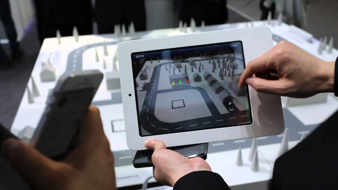 Interactive Applications on 2014 Autoshow Beijing - YouTube