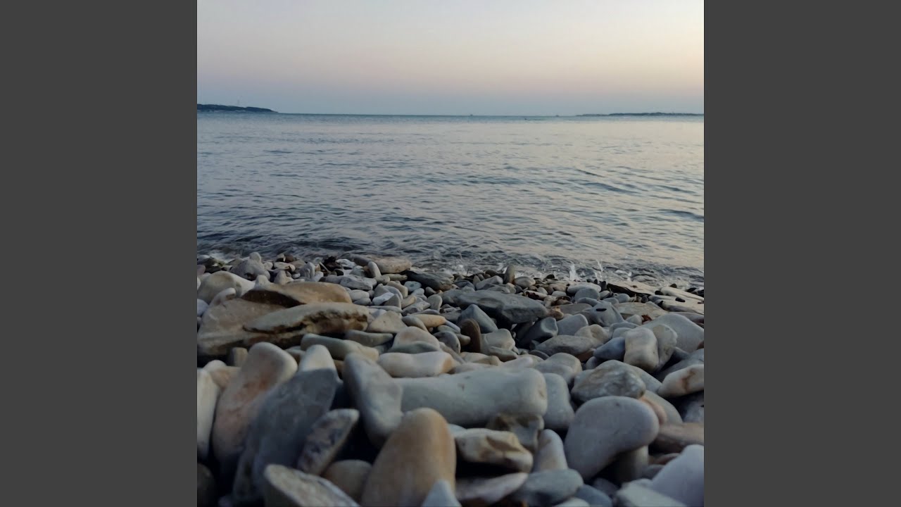 ROCKS auf YouTube ansehen ROCKS auf YouTube ansehen