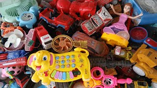 Discovering Vintage Items Uncovering Amphibious Toy Cars & Weird Toys, Old Mini Fans
