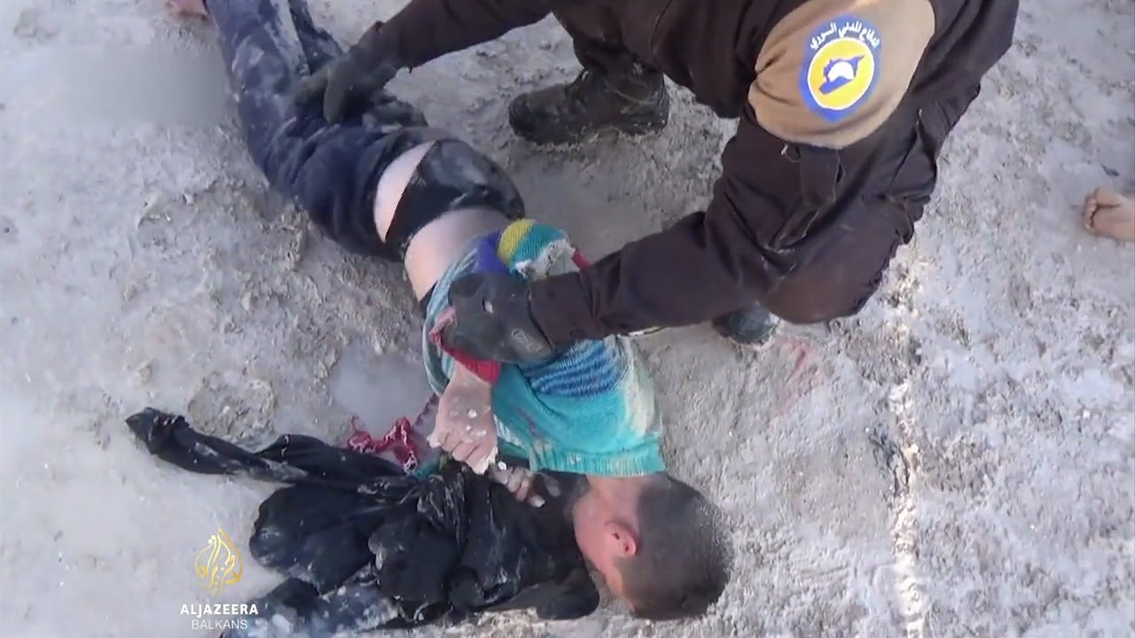 مقتل 58 مدنياً في هجوم بالغاز السام شنته قوات الأسد