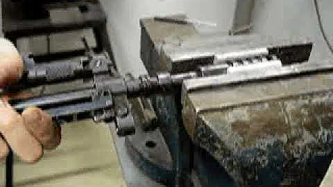 Step 4 - Unscrewing the grenade launcher