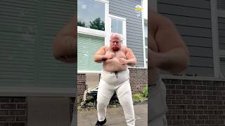 Download Lagu Ne mens komt dan eens buiten. 🤣#westvlams #humor #fyp #voorjepagina #blufgemotiveerdmegeert MP3