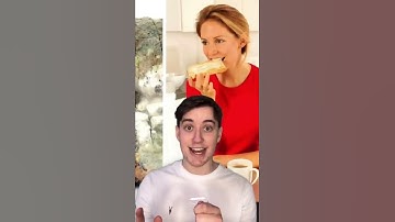 WHY YOU SHOULD NEVER EAT THE CLEAN PART OF MOLDY BREAD! #Shorts