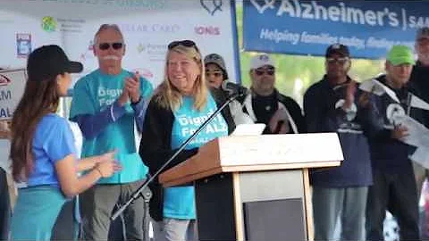 Debi Gould shares her story at Walk4ALZ | Alzheime...