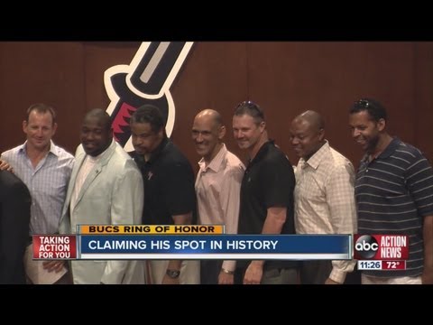 Warren Sapp honrado en el Salón de la Fama del Fútbol Profesional, Bucs Ring of Honor's Hall of Fame, Bucs Ring of Honor