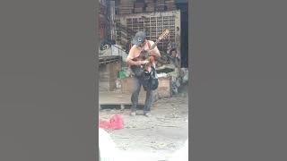 pengamen jalanan kreatif..