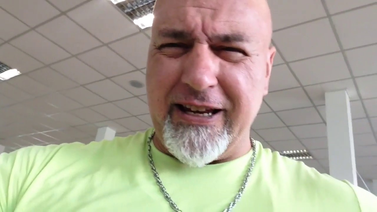 O FRANGO MALA DE ACADEMIA (leia descricao video)