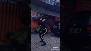 Dhea Siregar