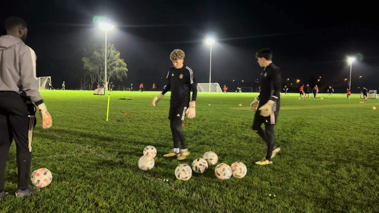 AUFC 1st team Handling / passing with transitioning