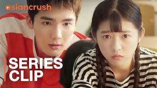 Hot jock will do anything just to learn this shy girl's name | Chinese Drama  | Youth (2018)