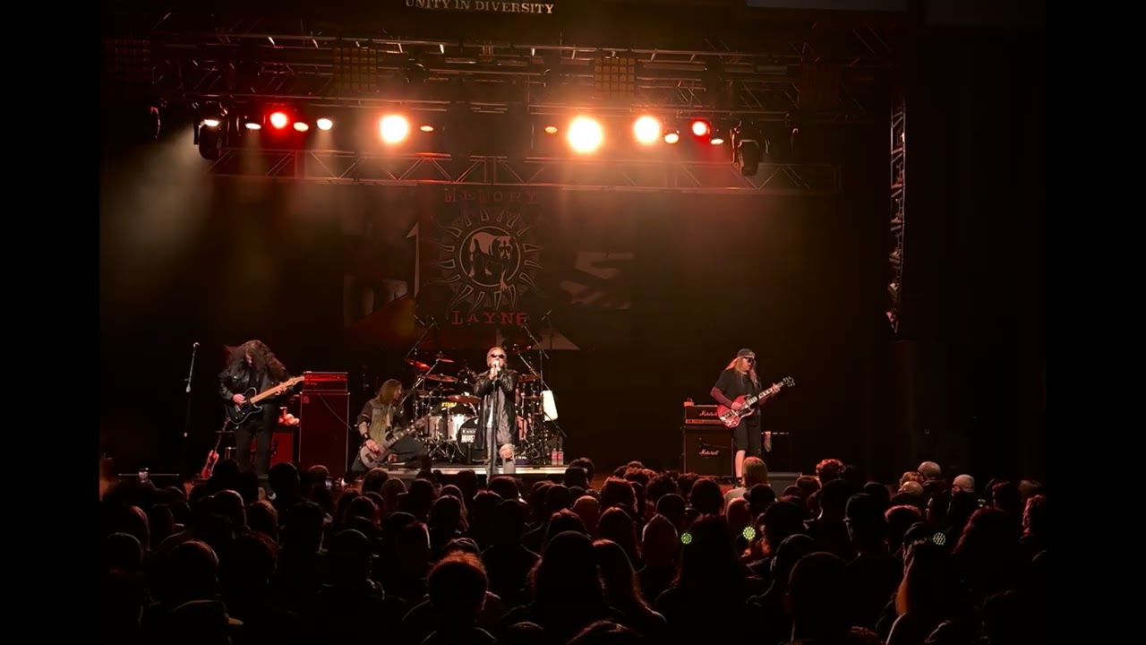 Memory Layne (Alice in Chains Tribute Band) Complete Show. House of Blues- Anaheim 3/1/2024