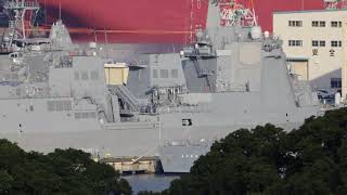 イージス護衛艦「はぐろ」後進