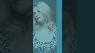 Rosamund Pike