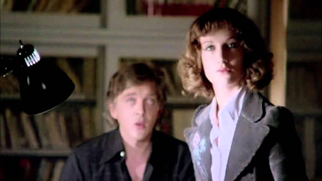 Эвелин баррет sesso profondo (1980). Кроваво красное 1975 постер. "кроваво-красное" - deep red (1975). Sesso profondo. Дэвид хеммингс.