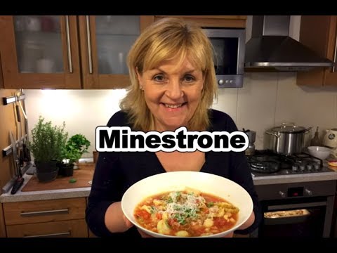 Video: Ako Pripraviť Zeleninovú Polievku Minestrone