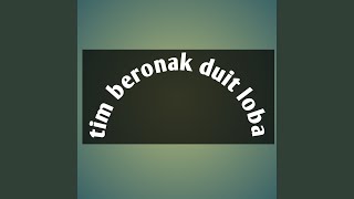 Semua mata melihat