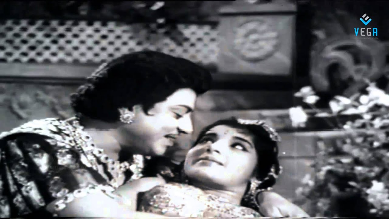 Nan Vantha  (Mani Makutam)