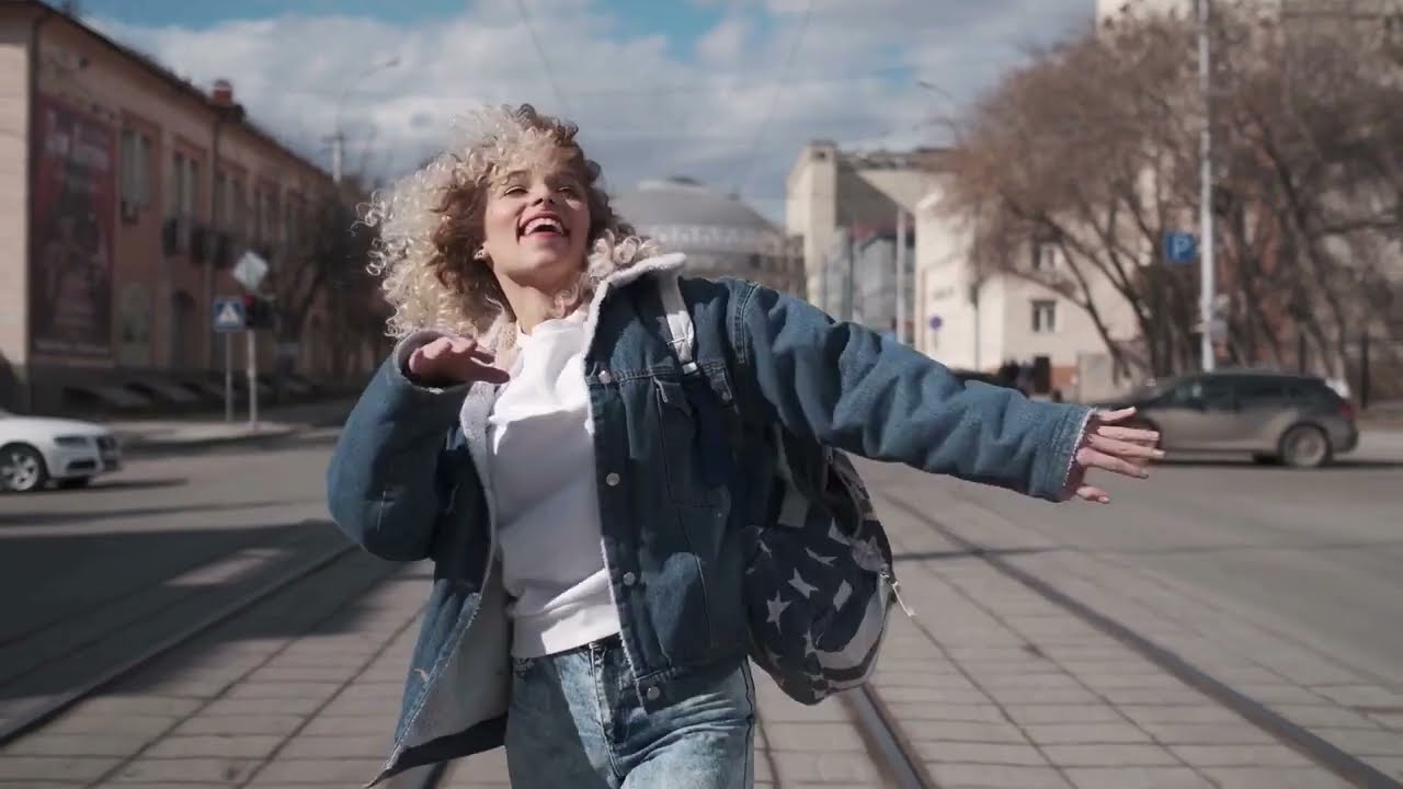 Blue Tail - Meet in the Middle