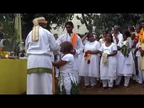 Marche sur le feu Temple Sababady Samy Portail Saint-Leu 2014